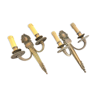 Antique Pair of Gilded Bronze Wall Lights Empire Louis XVI Acanthus Leaf 19th Century