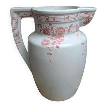 Ancien broc en terre de fer Creil et Montereau modèle Rosen