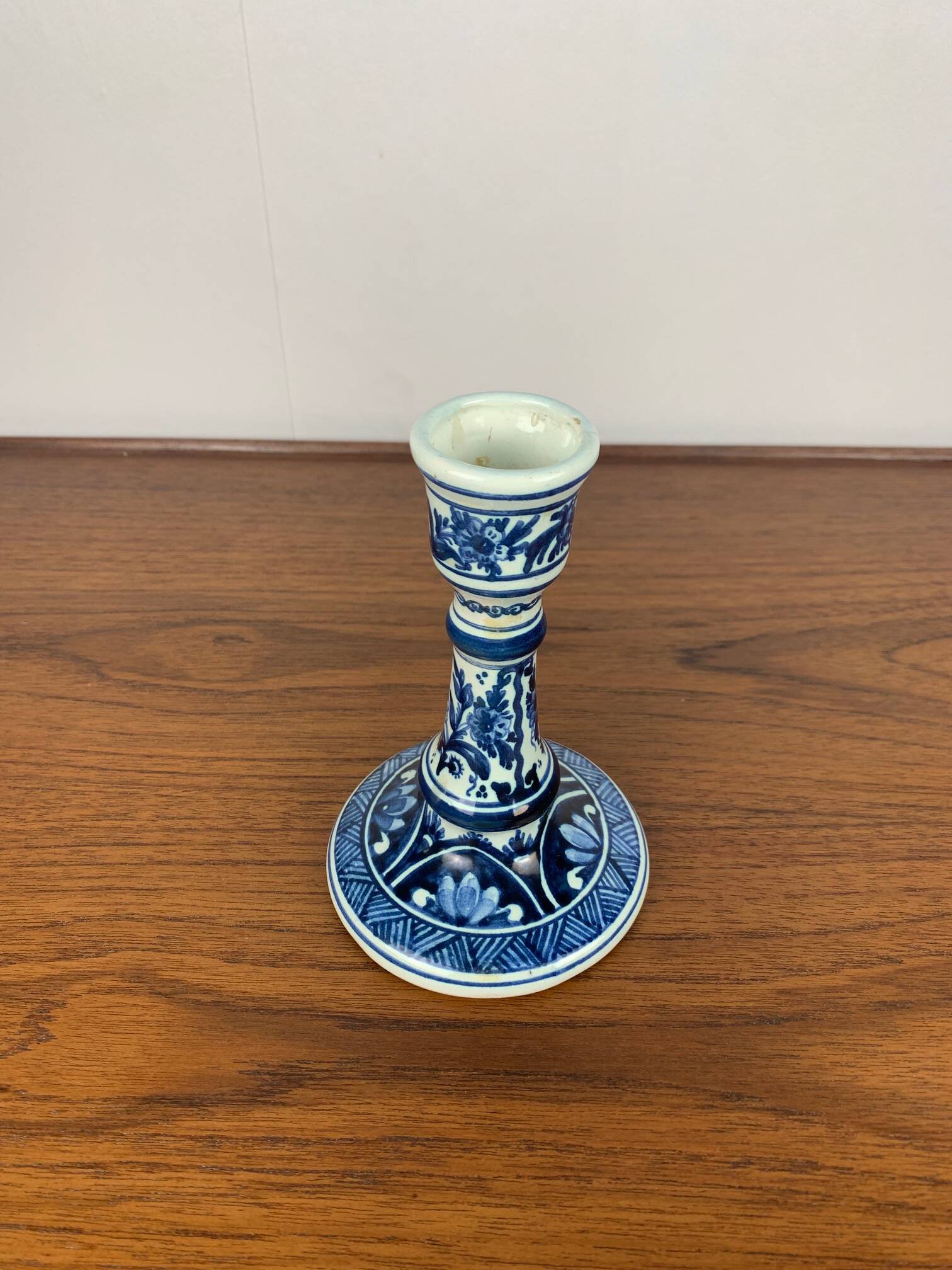 Blue & white floral candle holder by OUD, Delft, 1930/60