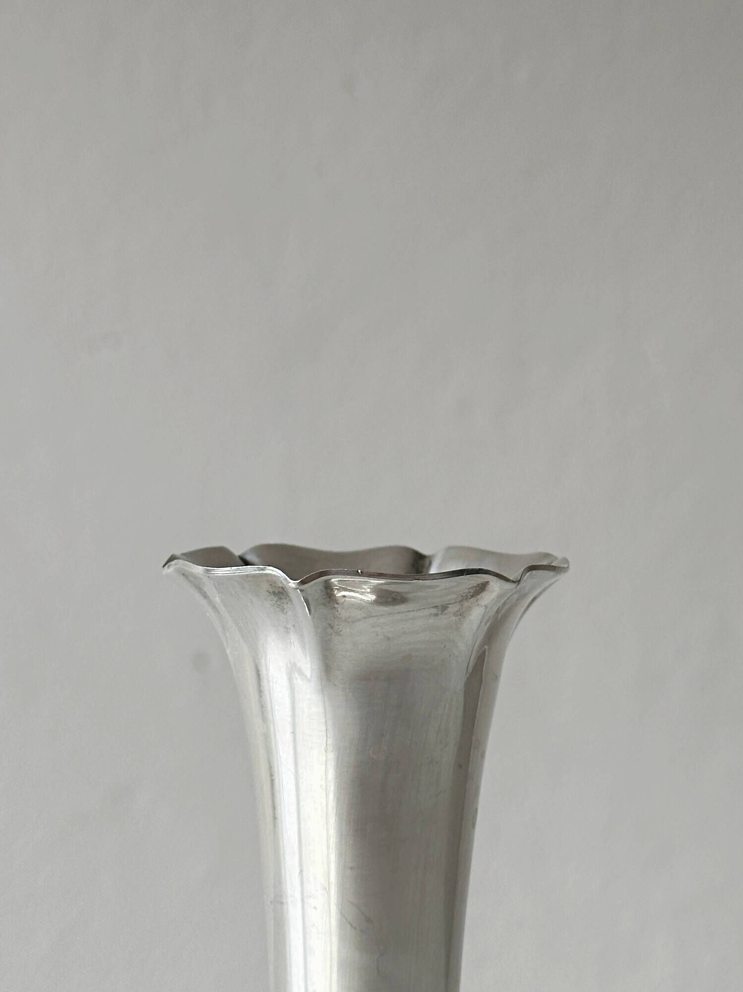 Silver-plated single flower vase