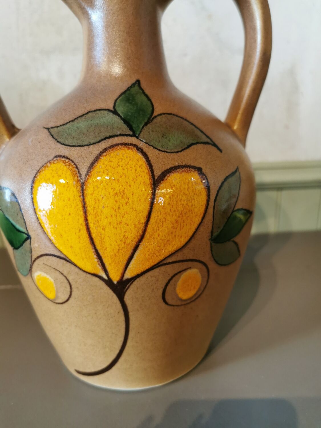 Vintage vase Lezignan