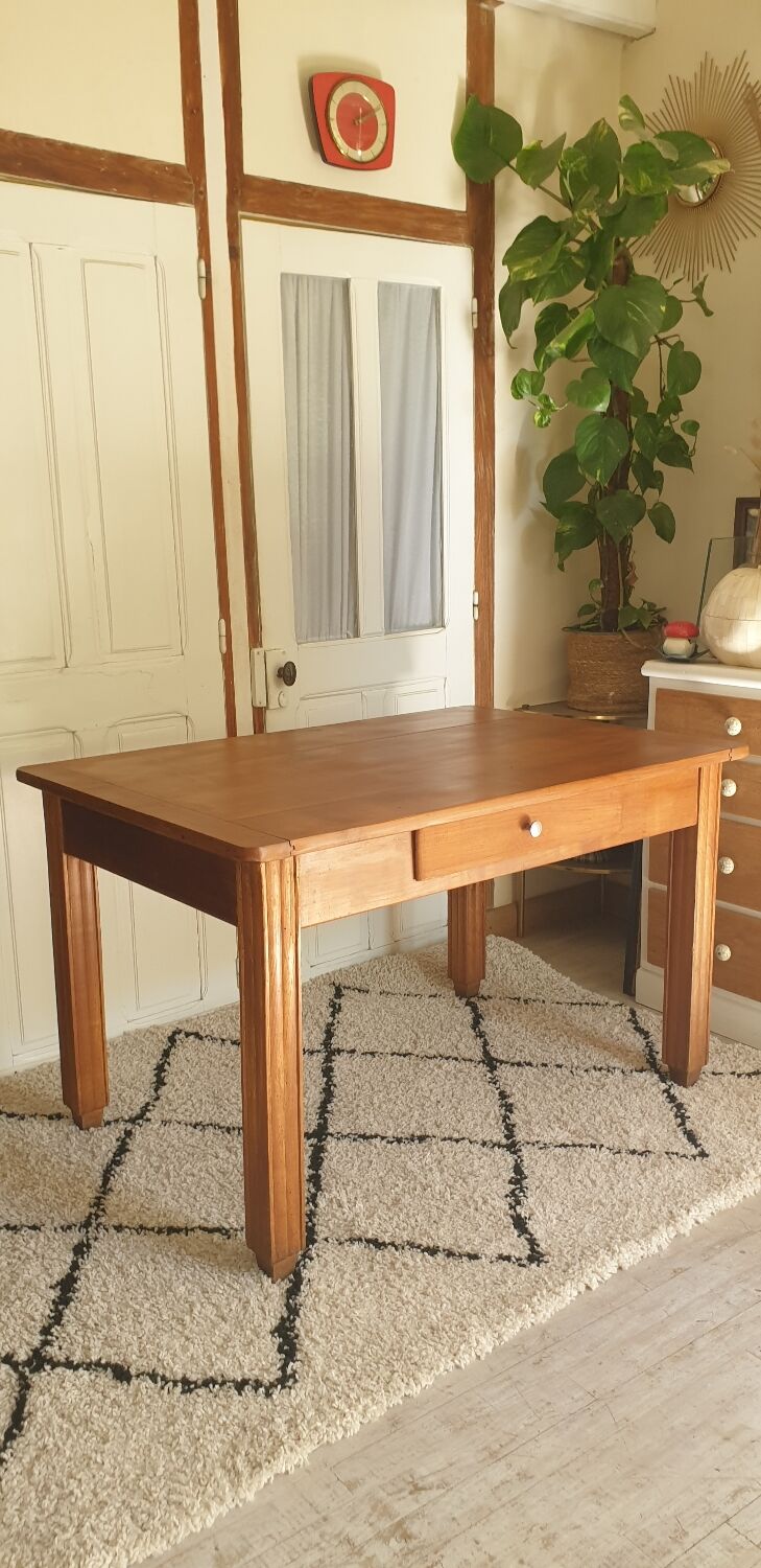 Art deco dining table