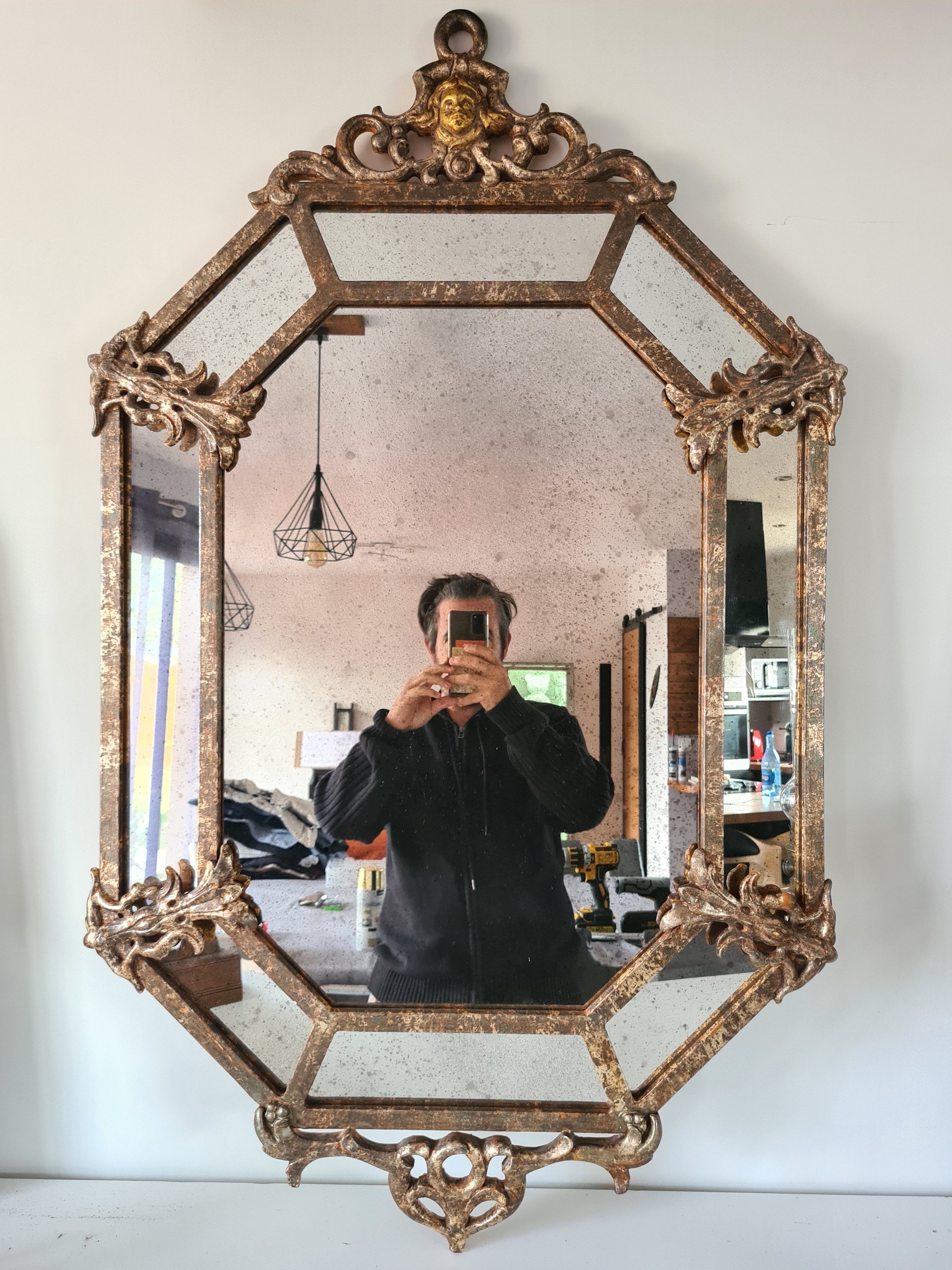 Venetian mirror with art deco parcloses 117 x 72 cm