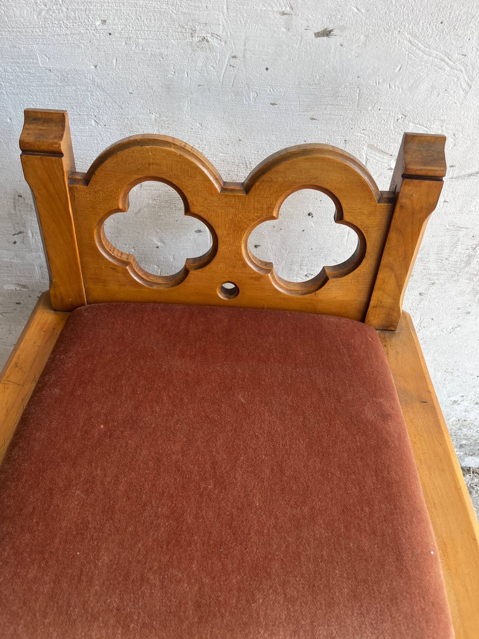 Set of 3 rustic neo-Gothic stools, 1970s