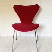 Pink chair 3107 by Arne Jacobsen