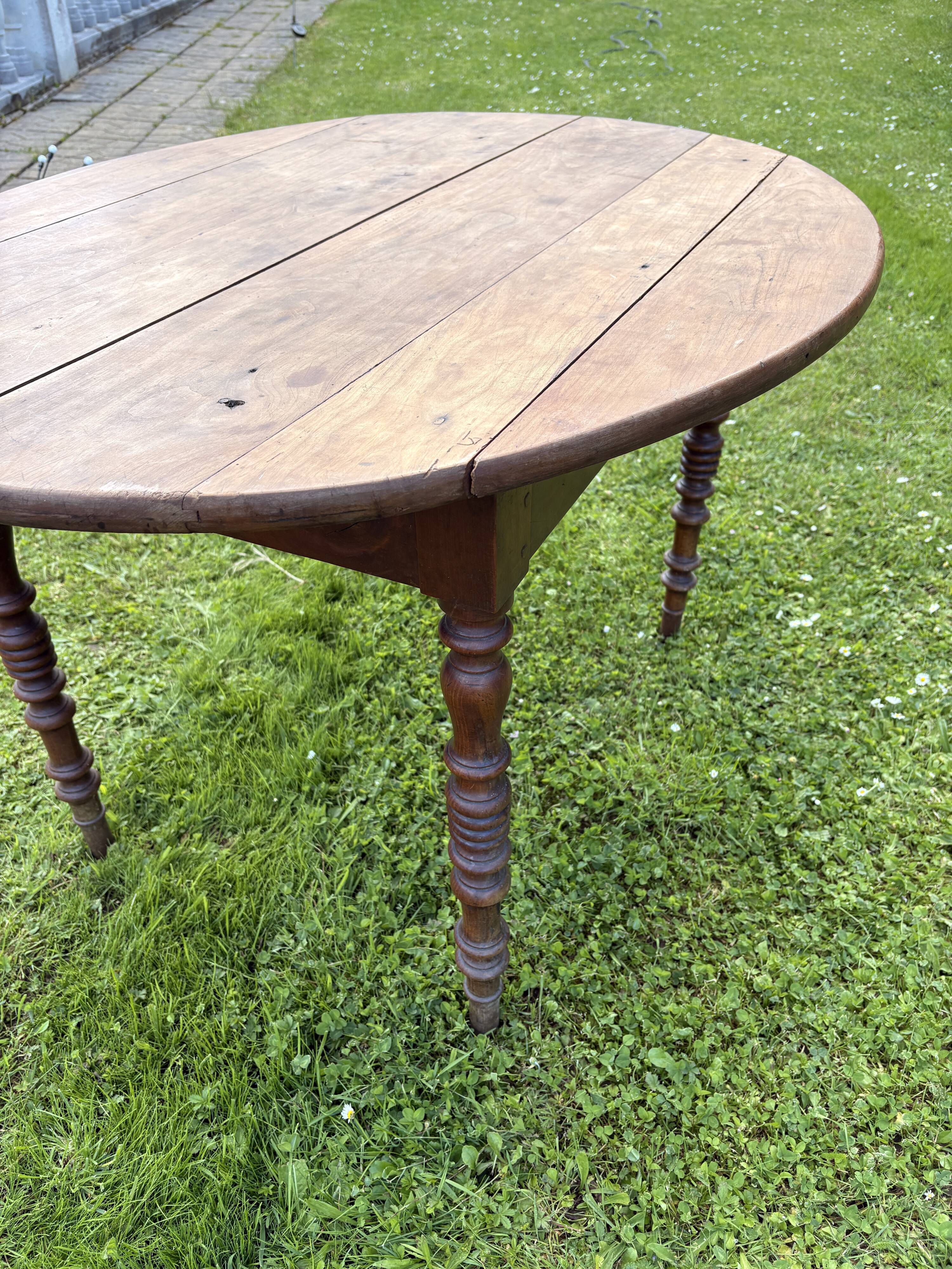 Oak drop-leaf table