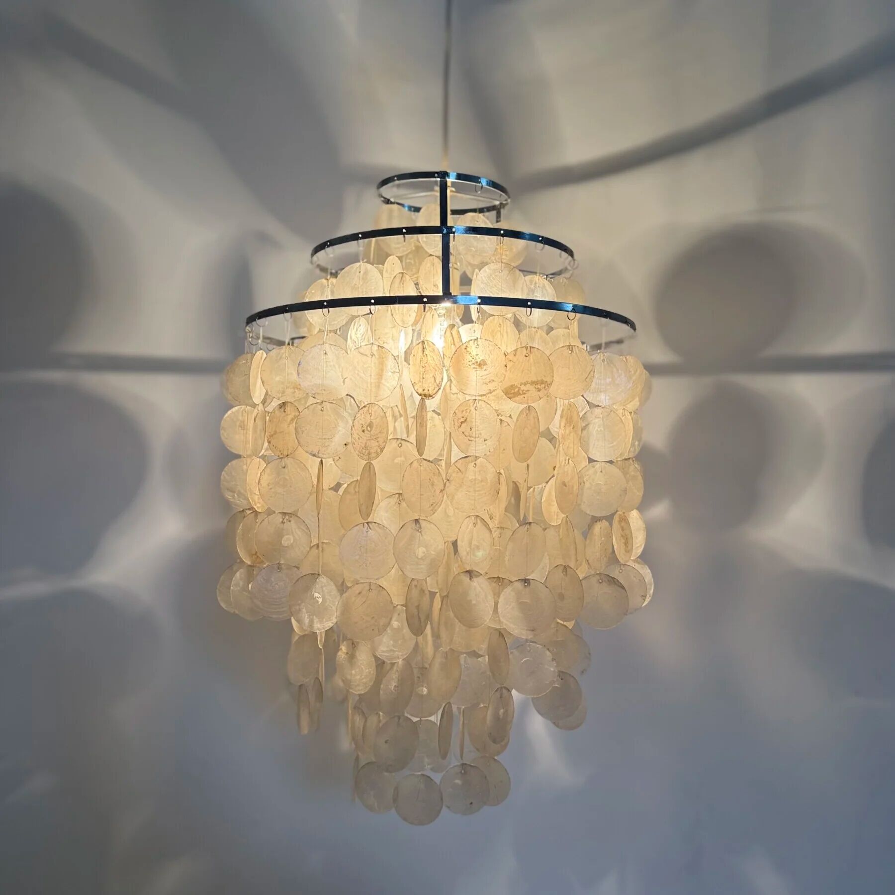 Mid-century mother of pearl Capiz shell Verner Panton style hanging lamp, 1970s