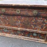 Polychrome fir chest
