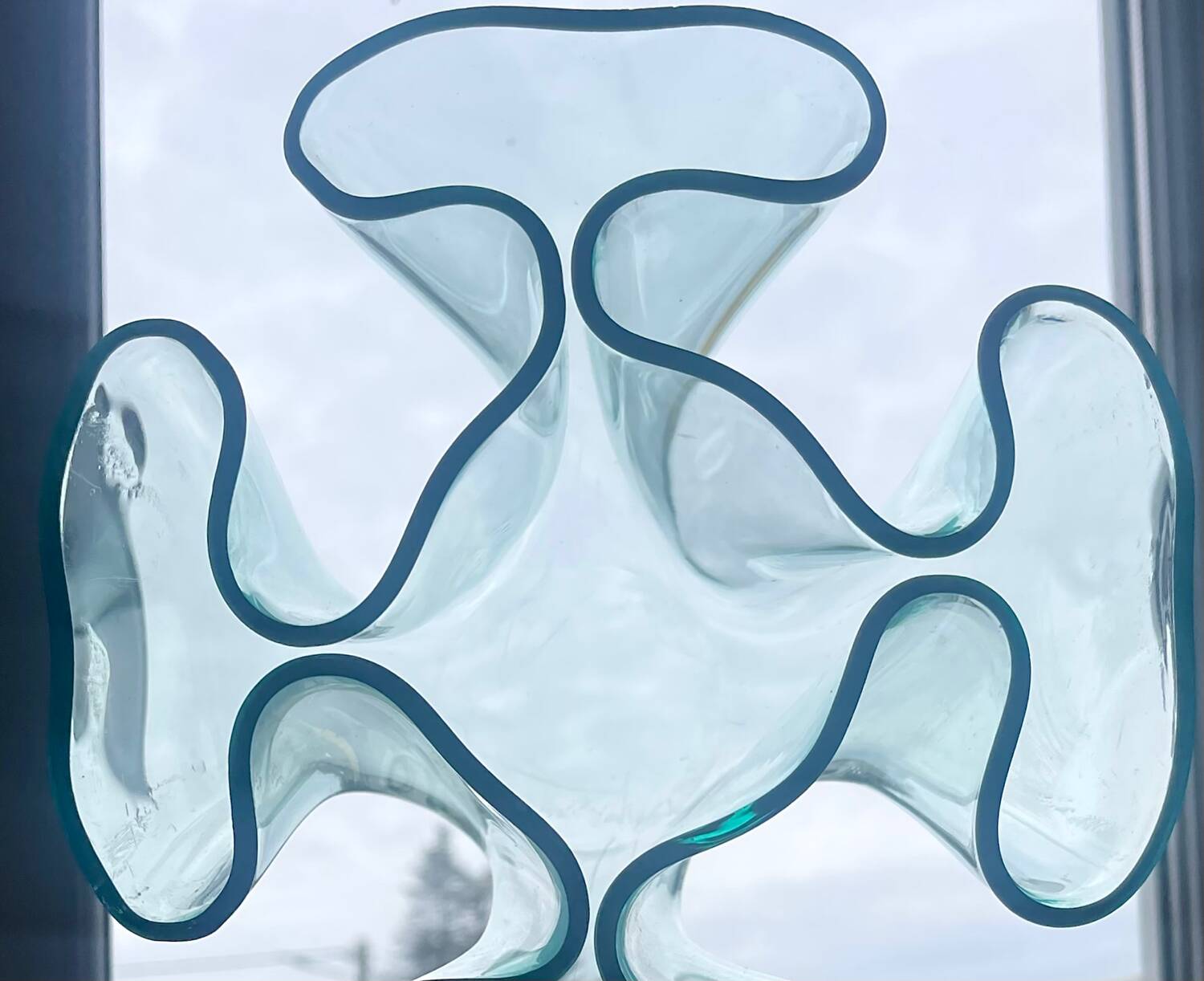 Plexi handkerchief vase 1980