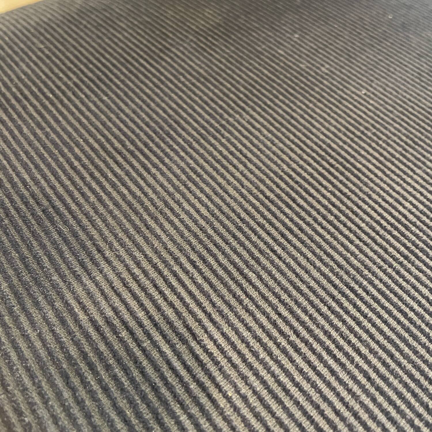 4 “Donzella” seats by Velca (it).