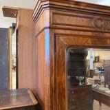Wardrobe in walnut