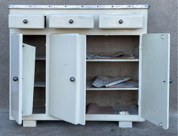 Vintage kitchen buffet