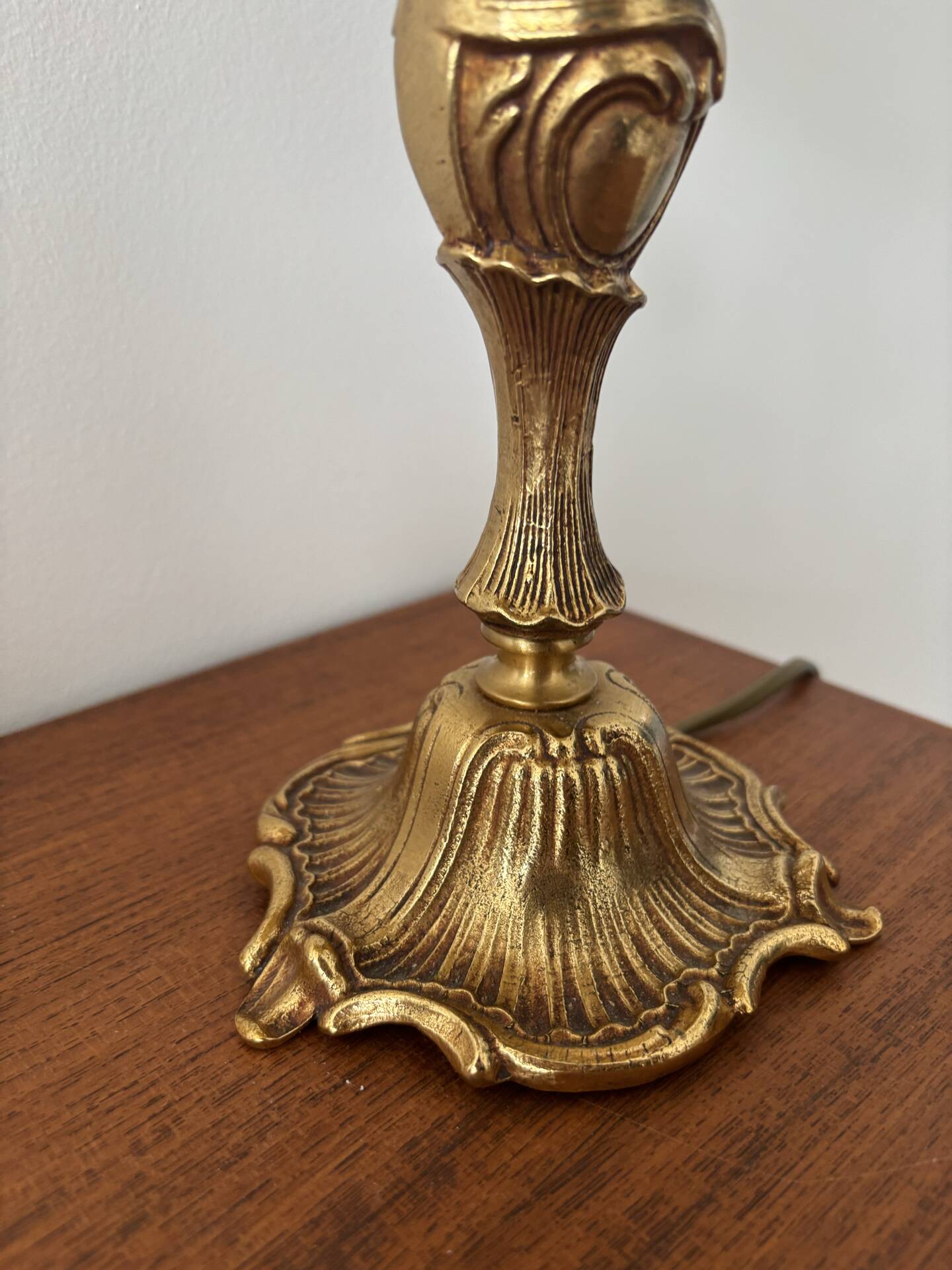 Antique brass lamp - bronze lampshade with toile de Jouy – Vintage lamp