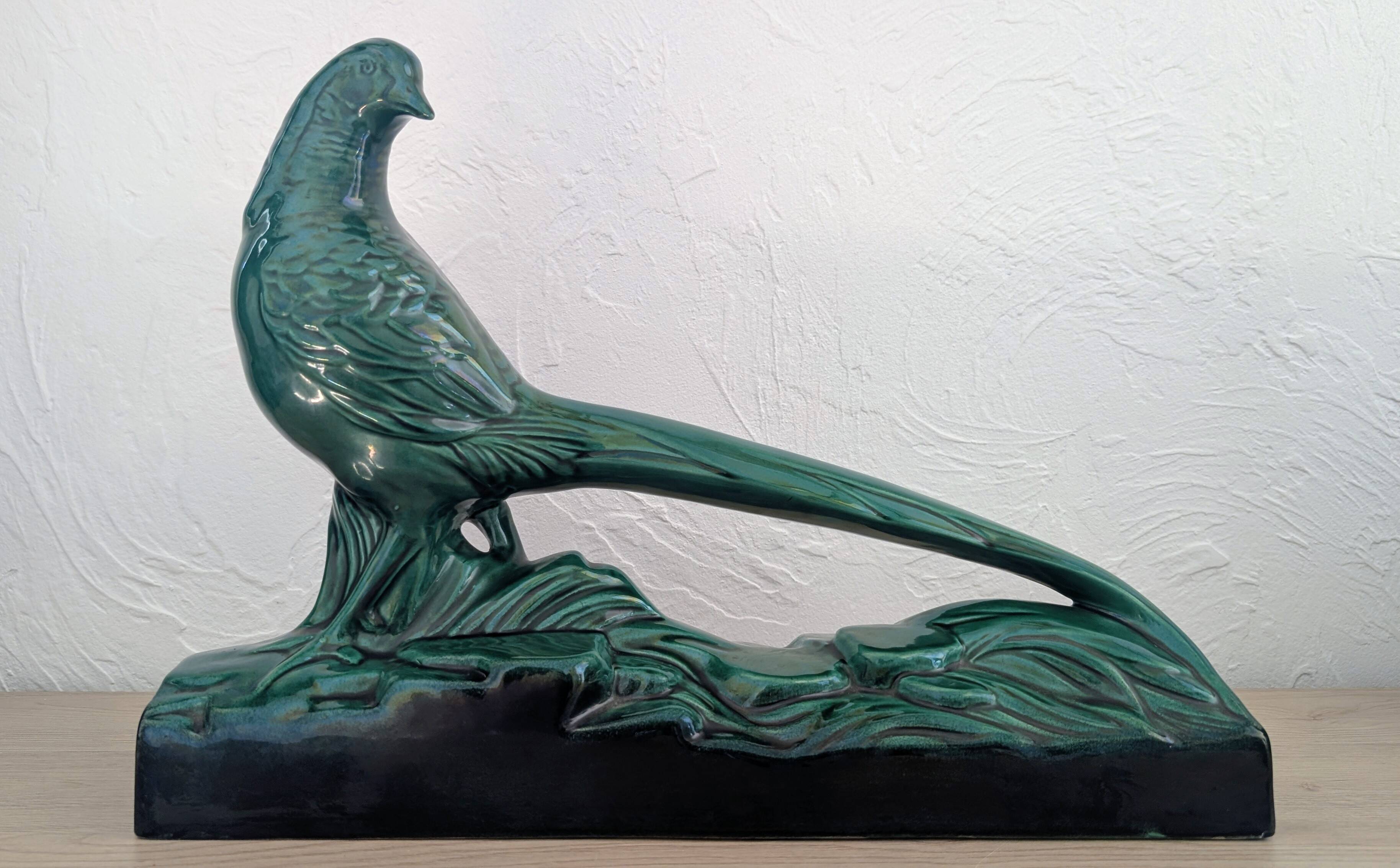Grand Faisan en céramique émaillée vert émeraude Art Déco – 43 cm