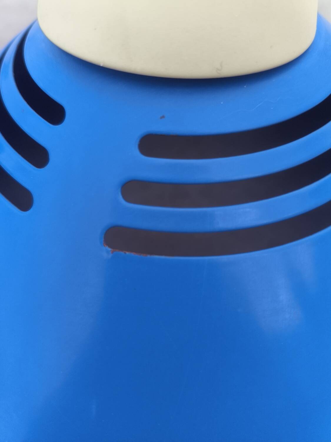 Memphis design chandelier suspension