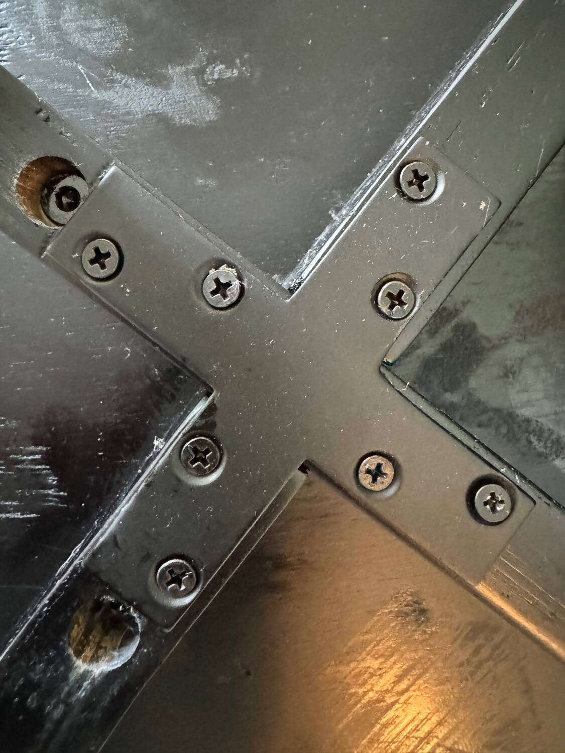 90s designer chairs in lacquered curved wood (X2)