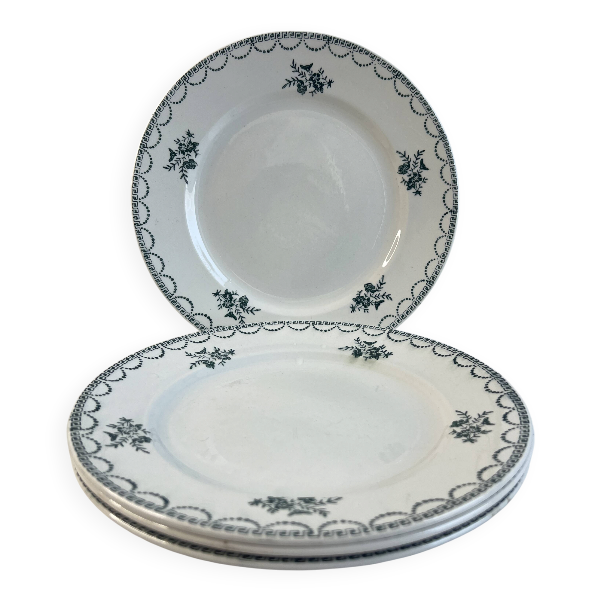 Set of 4 antique flat plates — Céranord pottery, model “