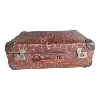 Old suitcase in rigid cardboard 44/28/15 cm