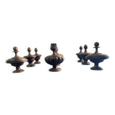 Lot de 9 toupies embouts boules escalier lit bois ancien tourné sculpté fronton