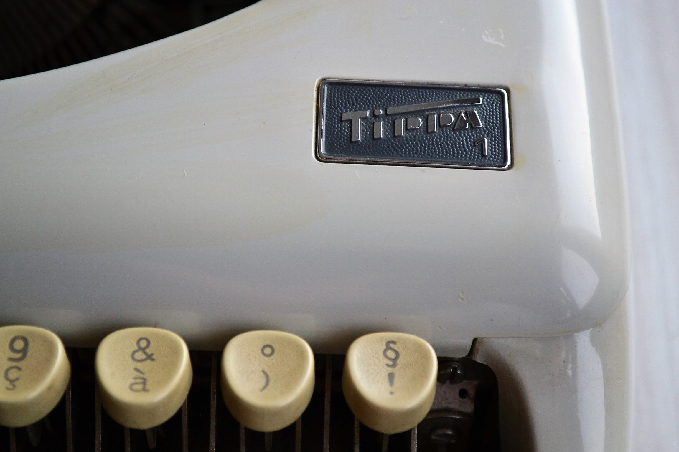 Portable typewriter Triumph model Tippa 1960s