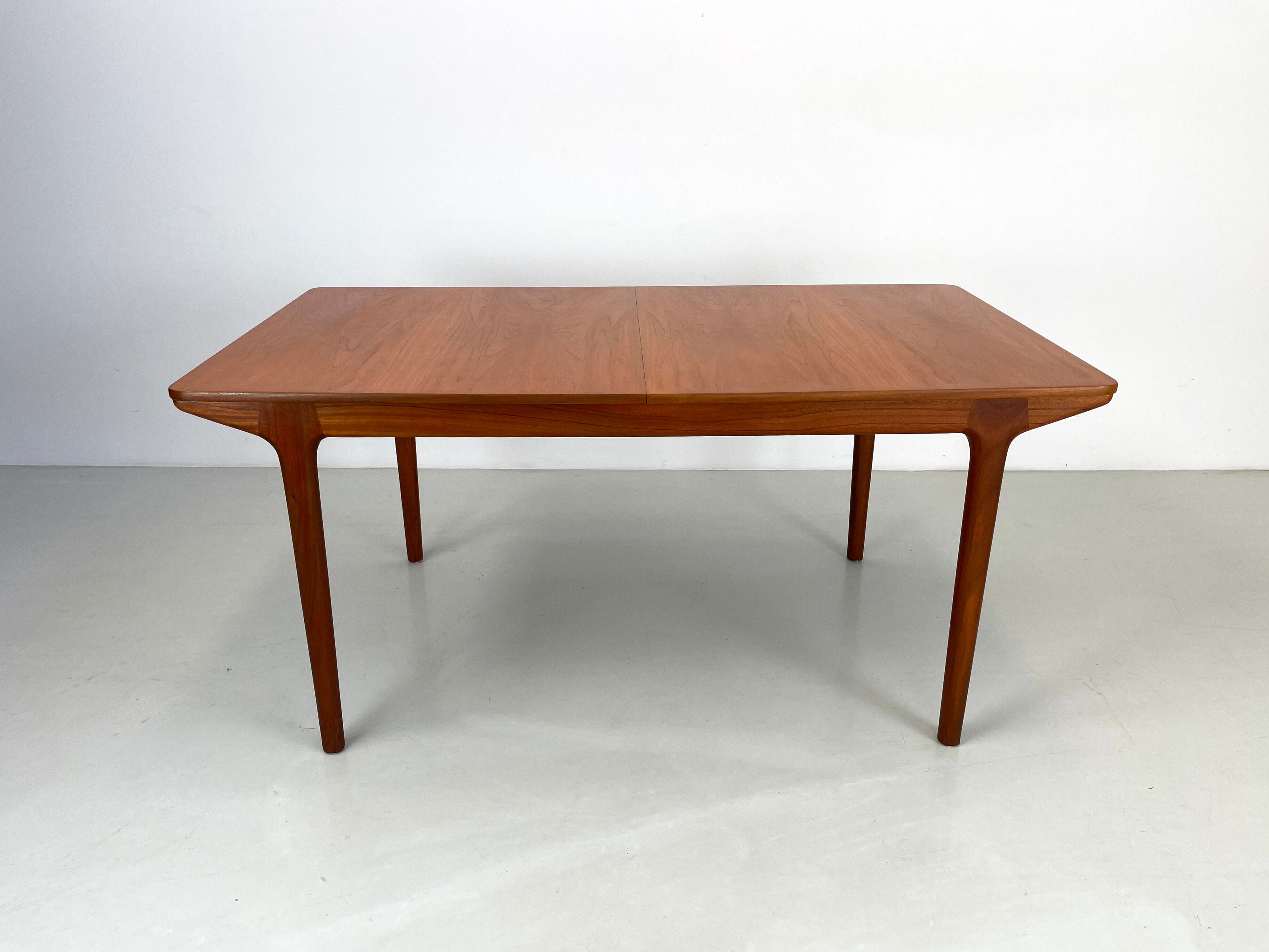 Vintage McIntosh dining table