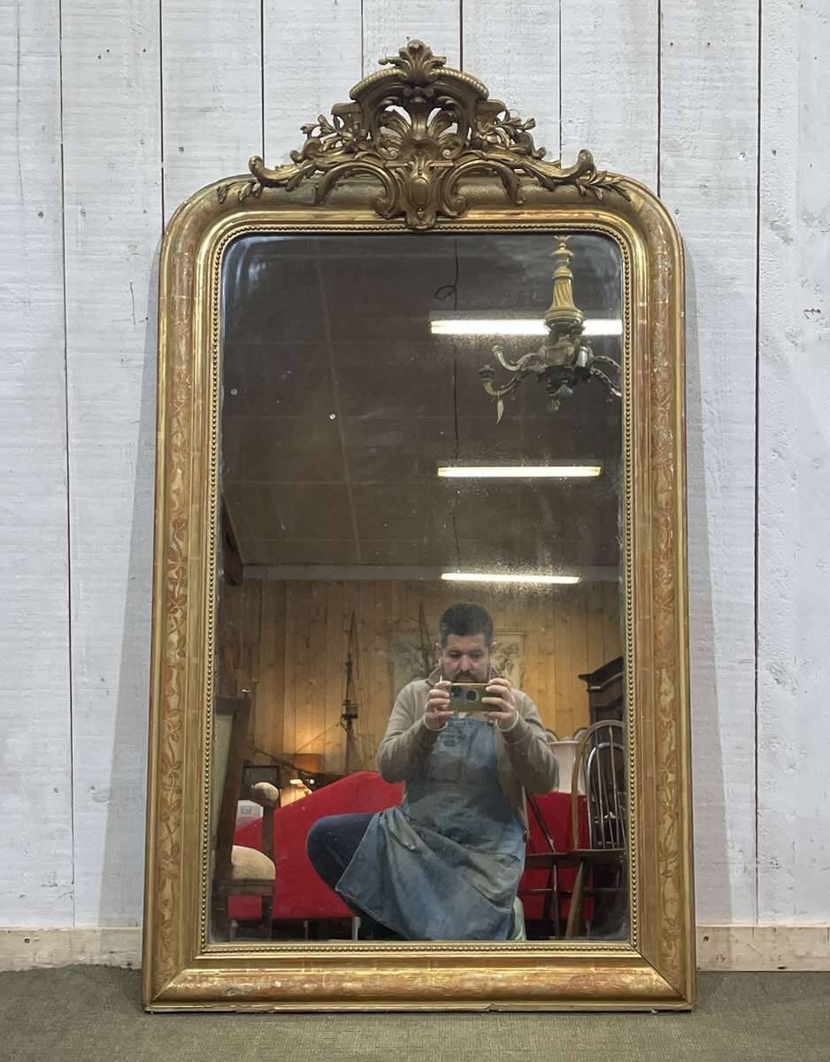 Miroir Louis XV fin XIXème en bois doré