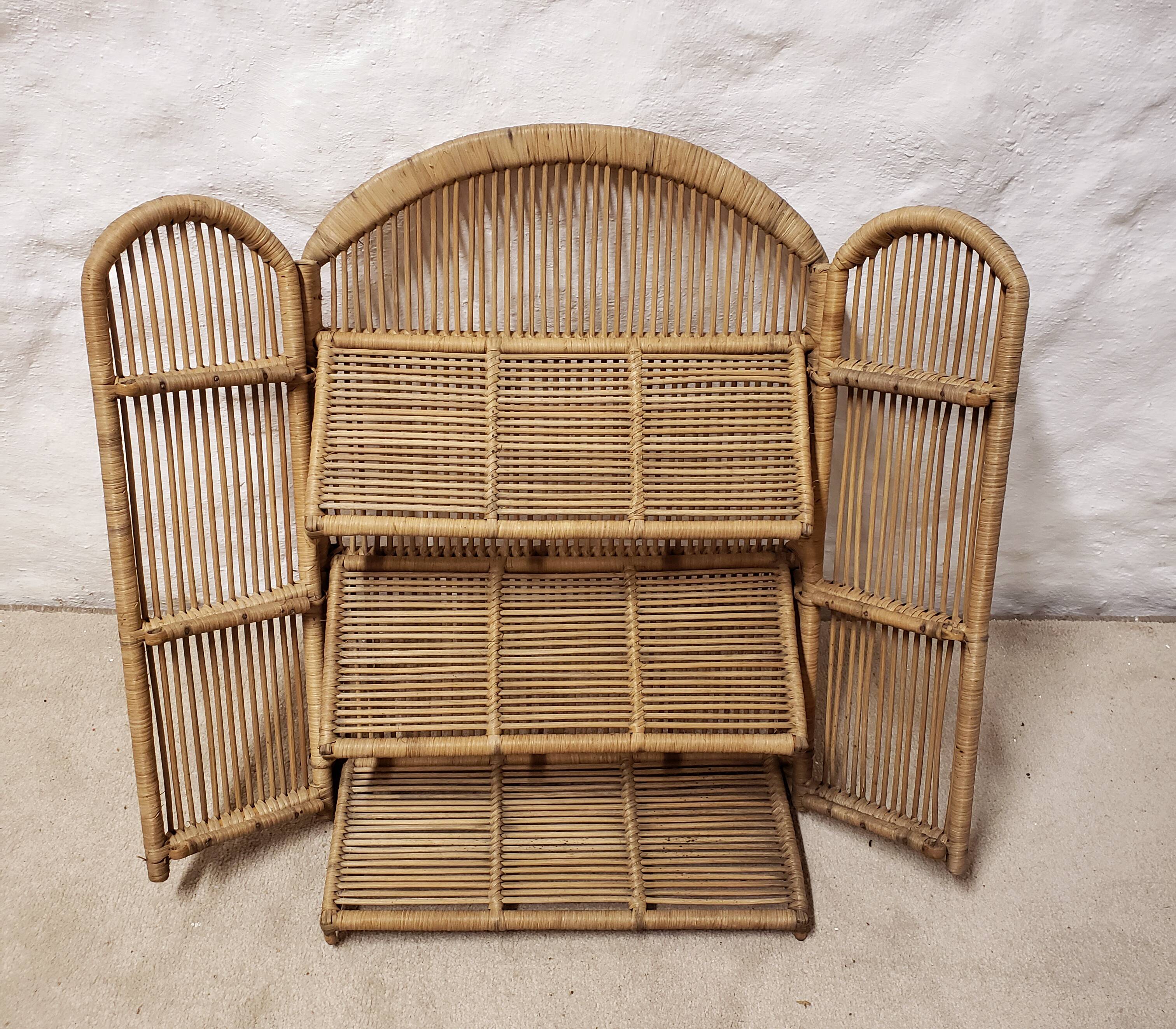 Rattan shelf