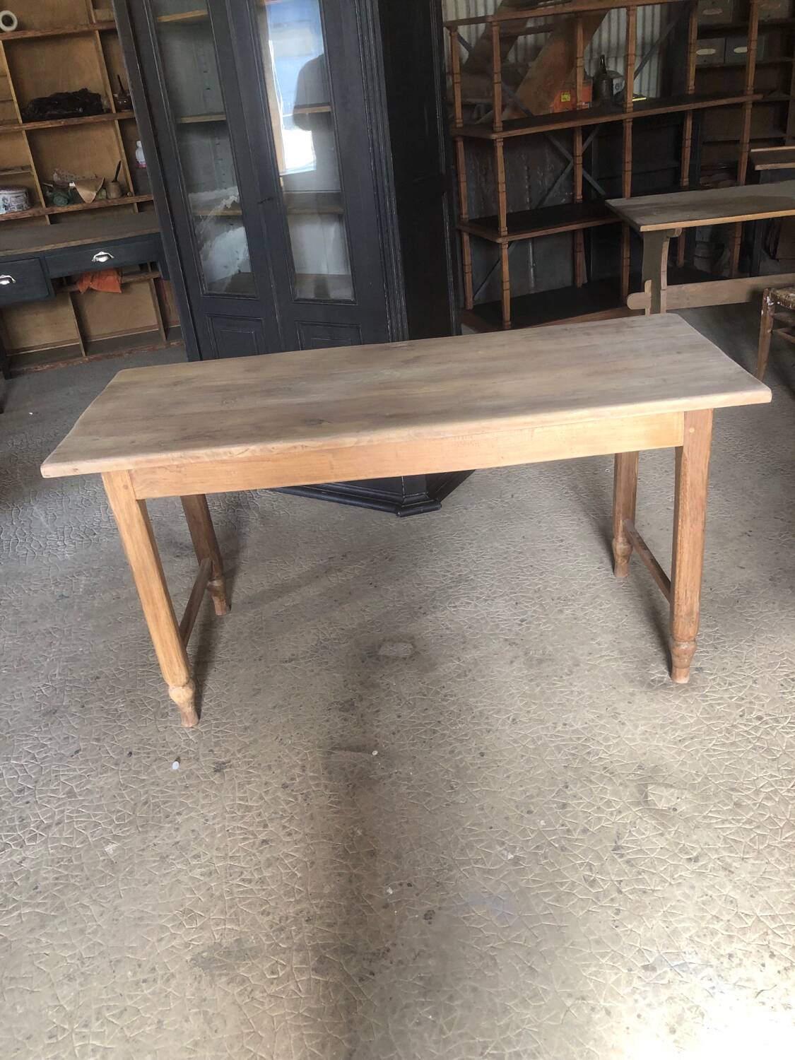 Farmhouse table