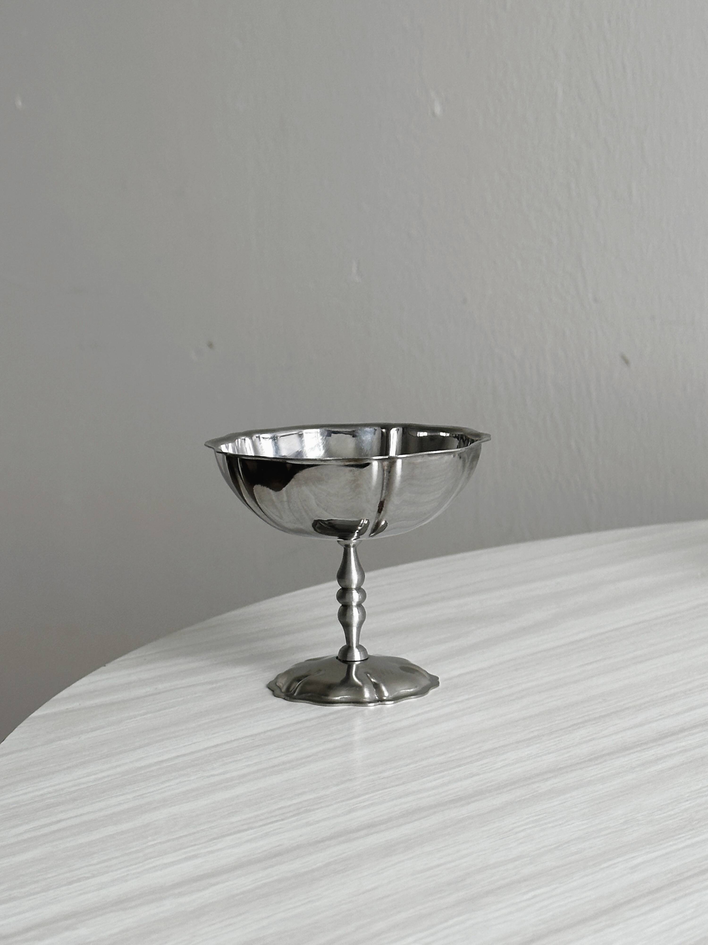 6 stainless steel footed bowls, Letang Remy style