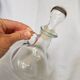Bouteille d'huile en verre vintage