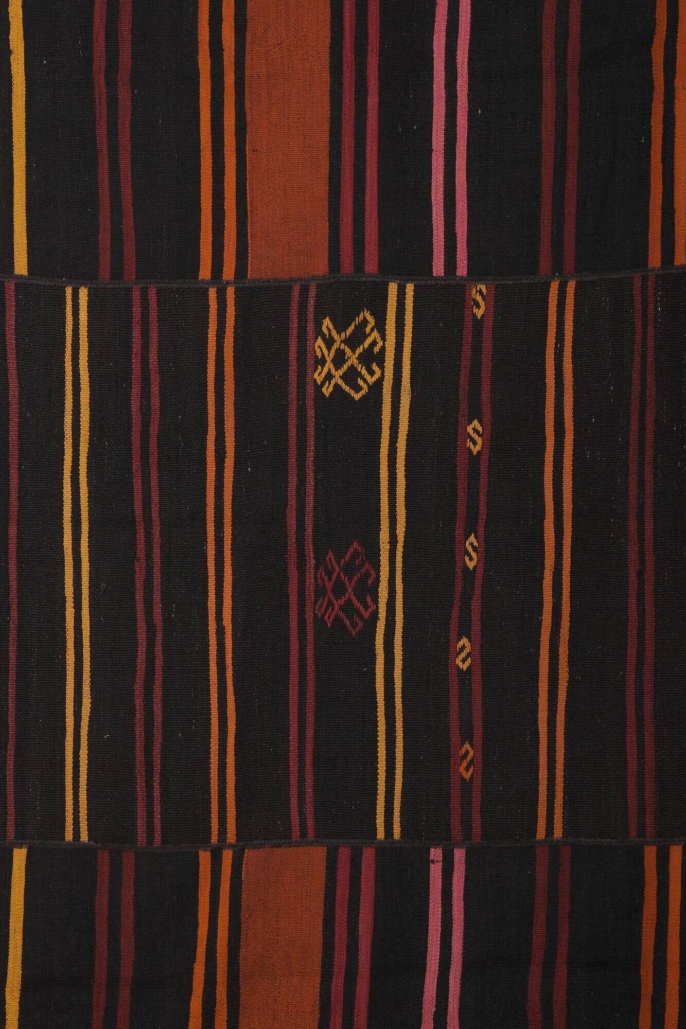 Vintage Turkish kilim, handwoven, 310x360 cm.