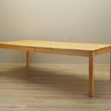 Bureau en hêtre, design danois, années 1980, production : Danemark