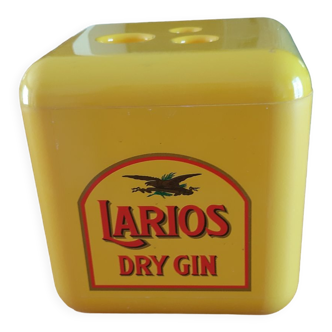 Vintage larios dry gin ice cubebox