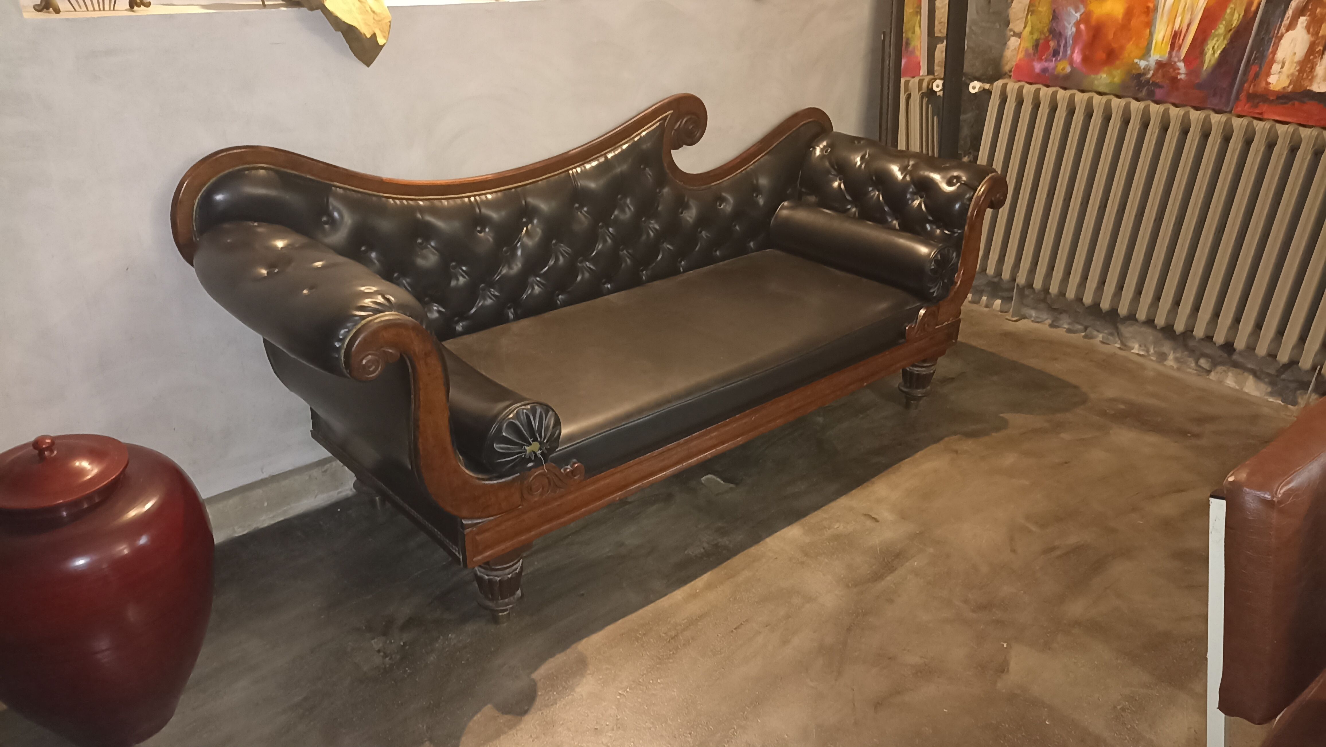 Récamier sofa 1850 period upholstered leather