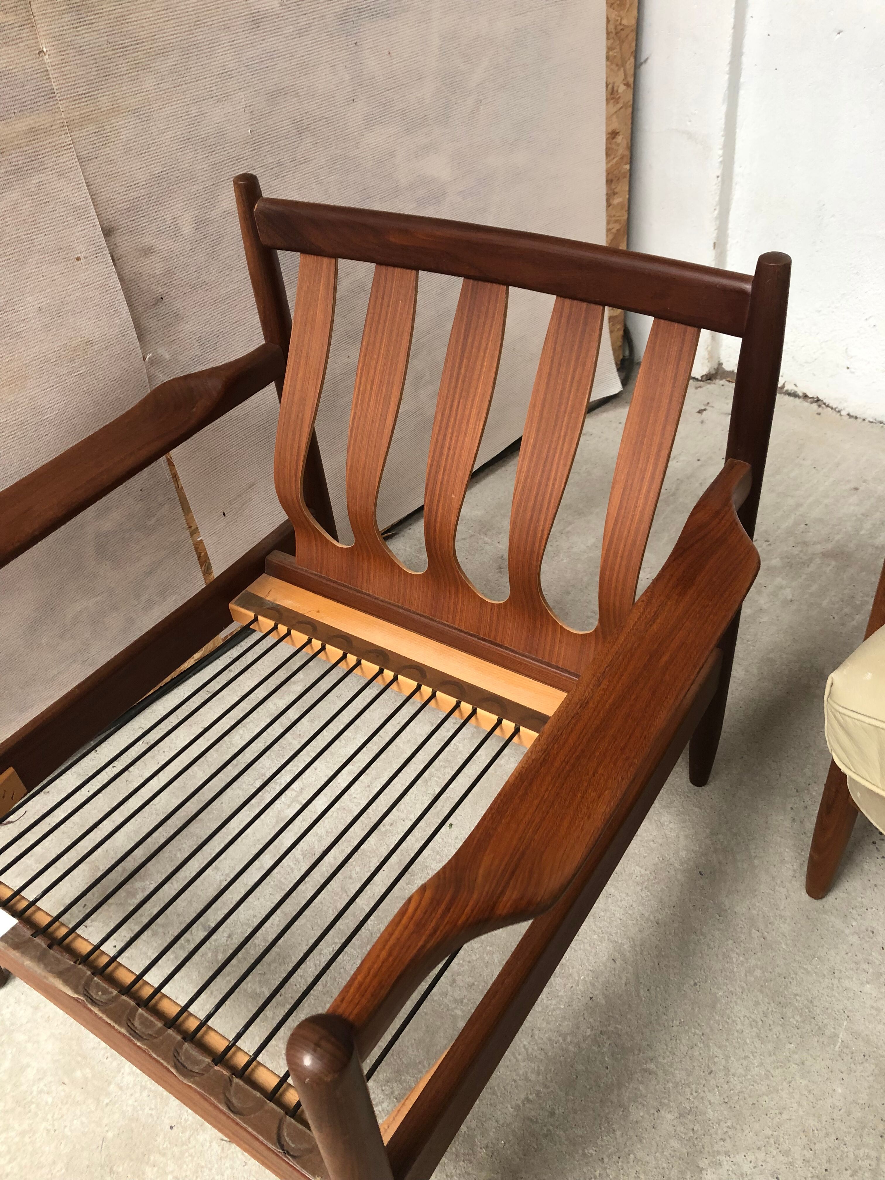 Fauteuils scandinaves cuir et teck années 60/70