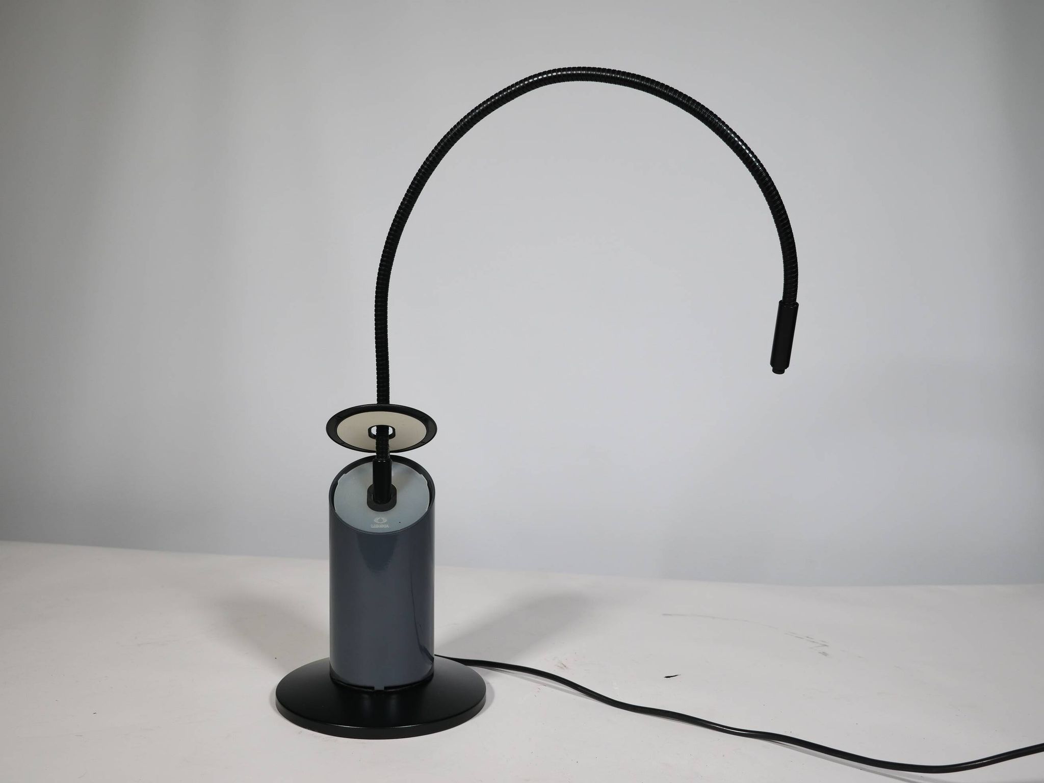 Lampe de table postmoderne Zed par Tommaso Cimini pour Lumina, années 1980.