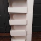 Joe Colombo - serves Boby Trolley