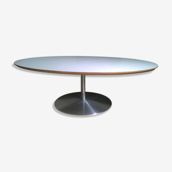 Circle table by Pierre Paulin for Artifort 1959