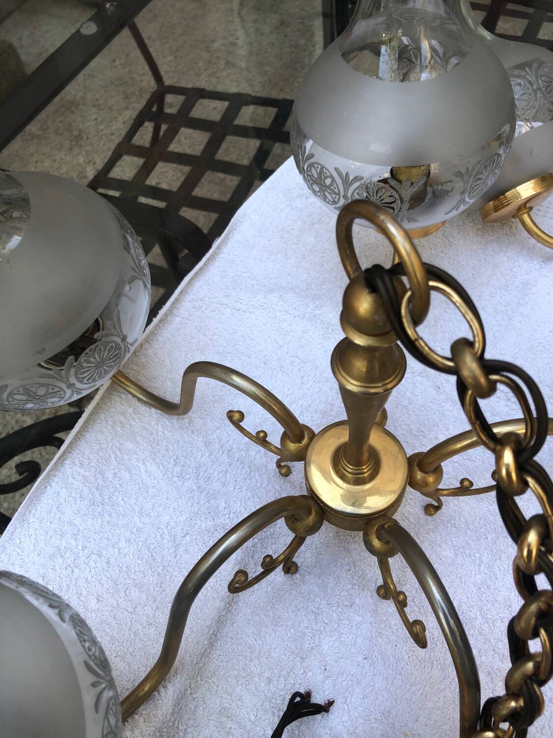 Lustre laiton vintage et ses apiques