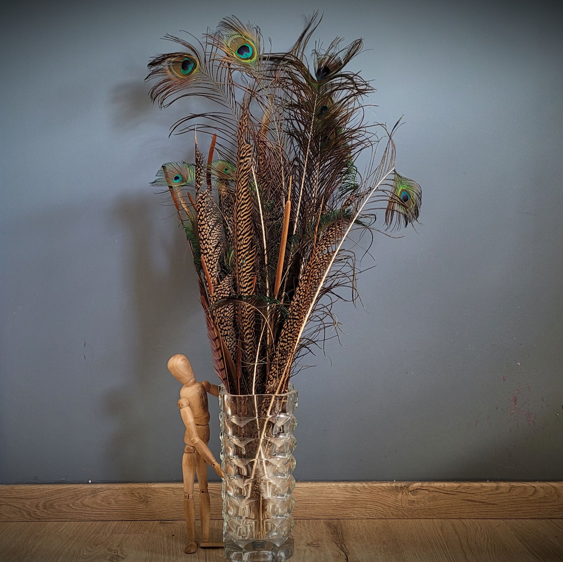 Faceted molded glass vase