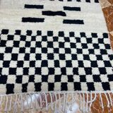 Handmade decorated Berber rug 250cm x 150cm