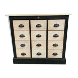 Storage cabinet with drawers