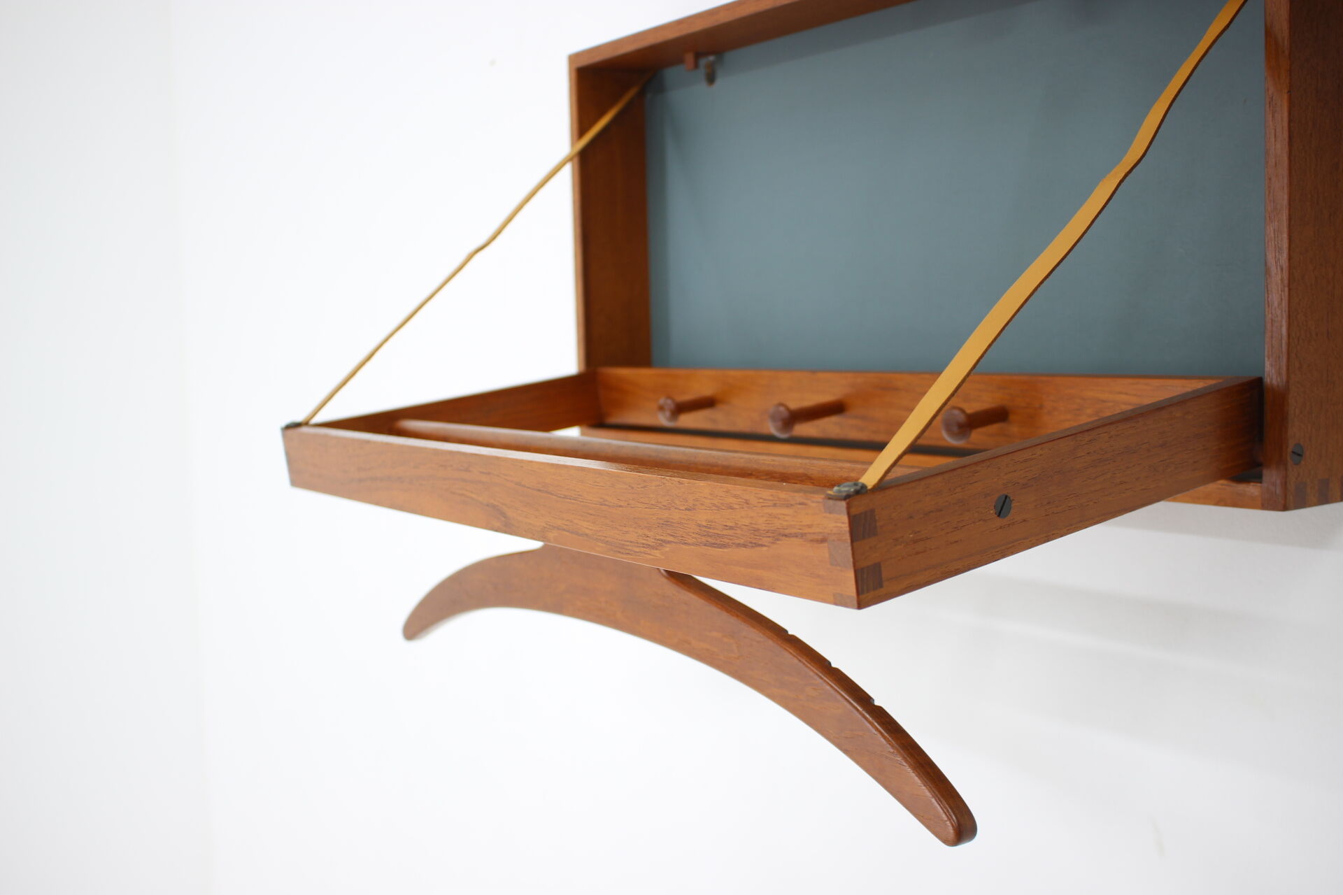 1960s Adam Hoff & Poul Østergaard teak coat hanger