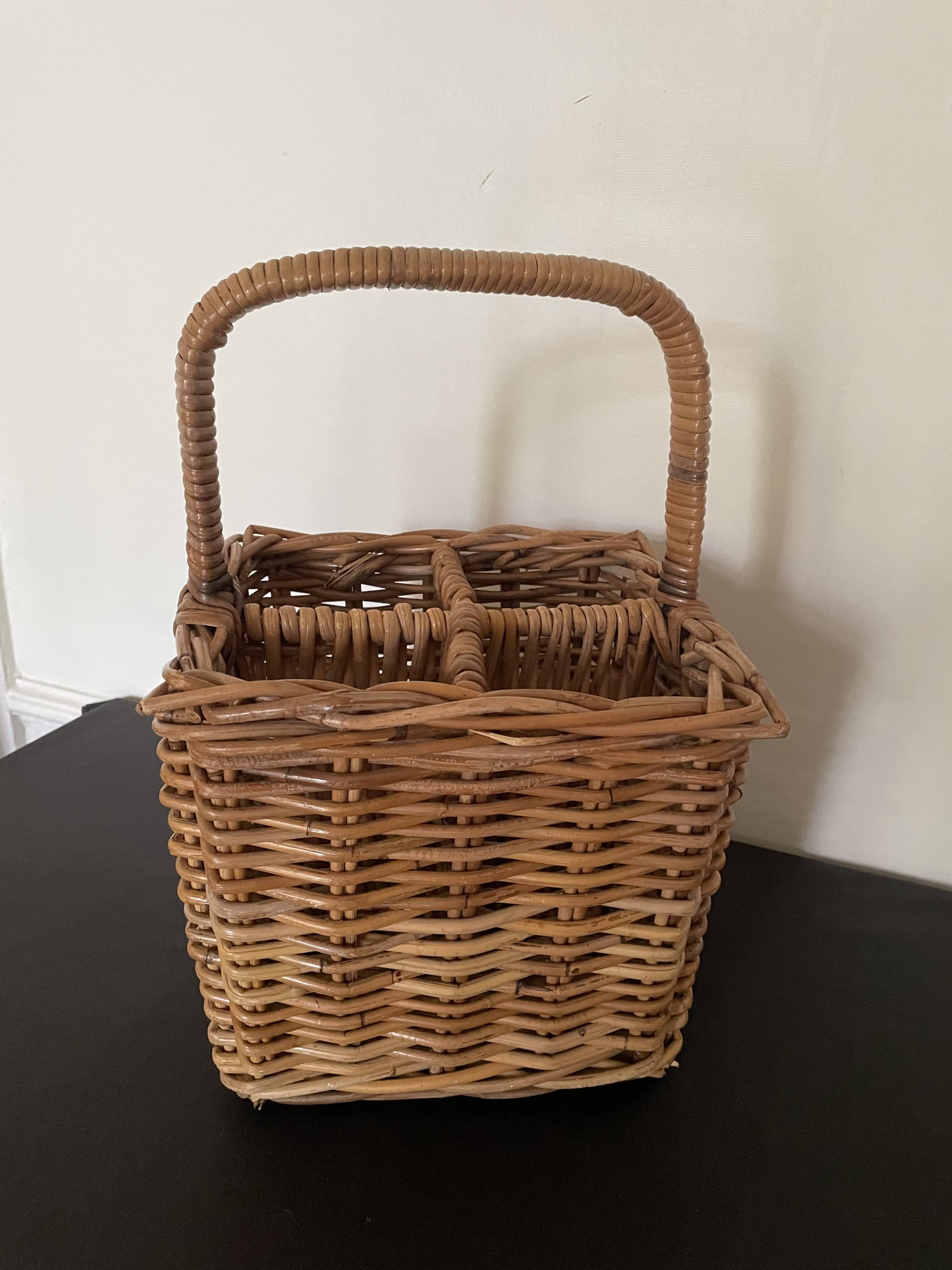 Bottle storage basket