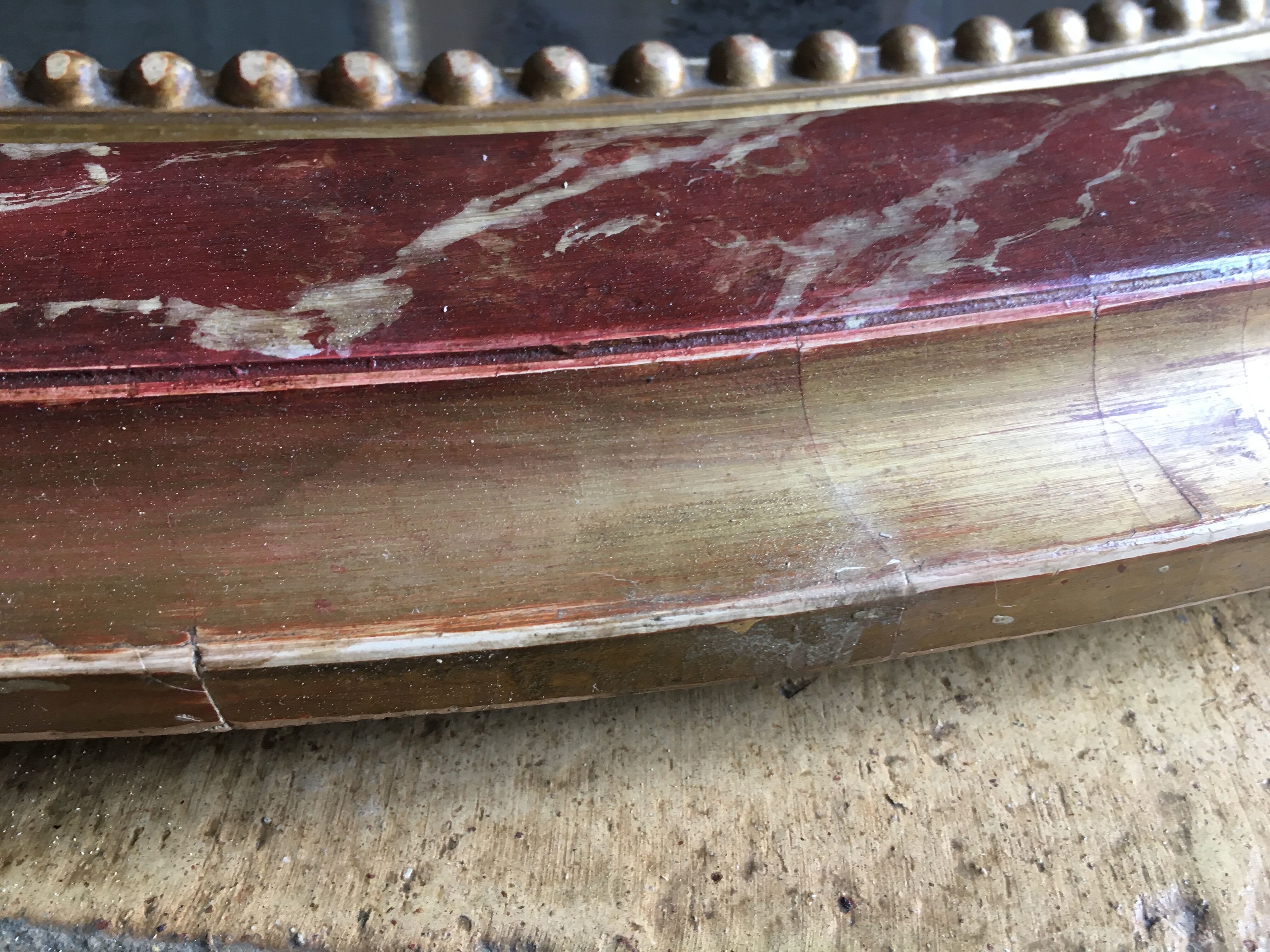 Oval gilded mirror 107x90cm