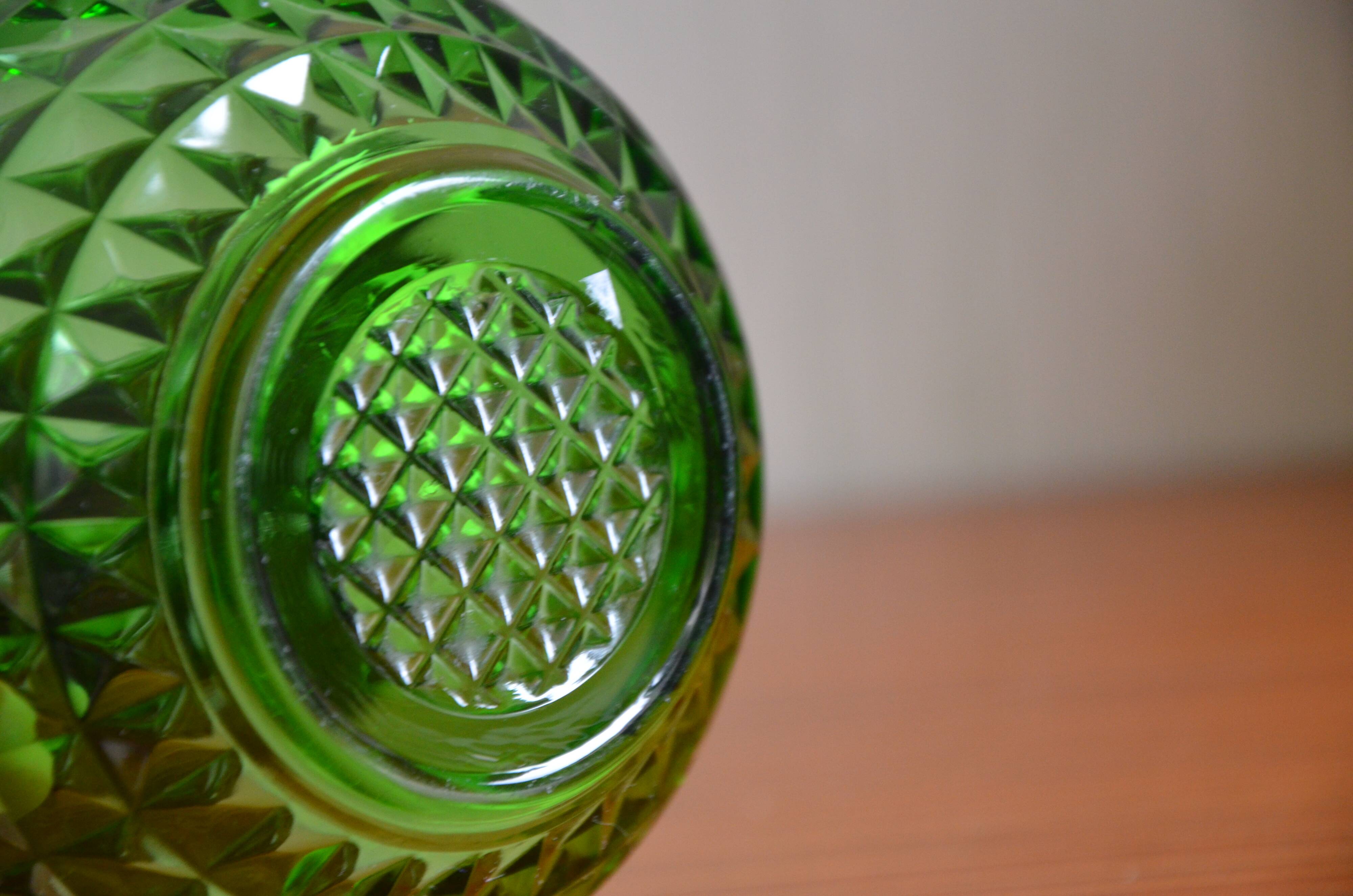 Lot of 4 cups and a green molded glass bowl