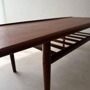 Table basse en teck Grete Jalk Glostrup Møbelfabrik années 1960