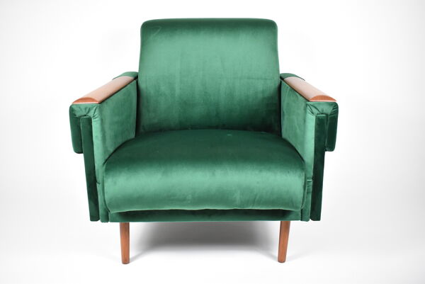 Fauteuil vintage en velours années 1960 restauré bouteille verte