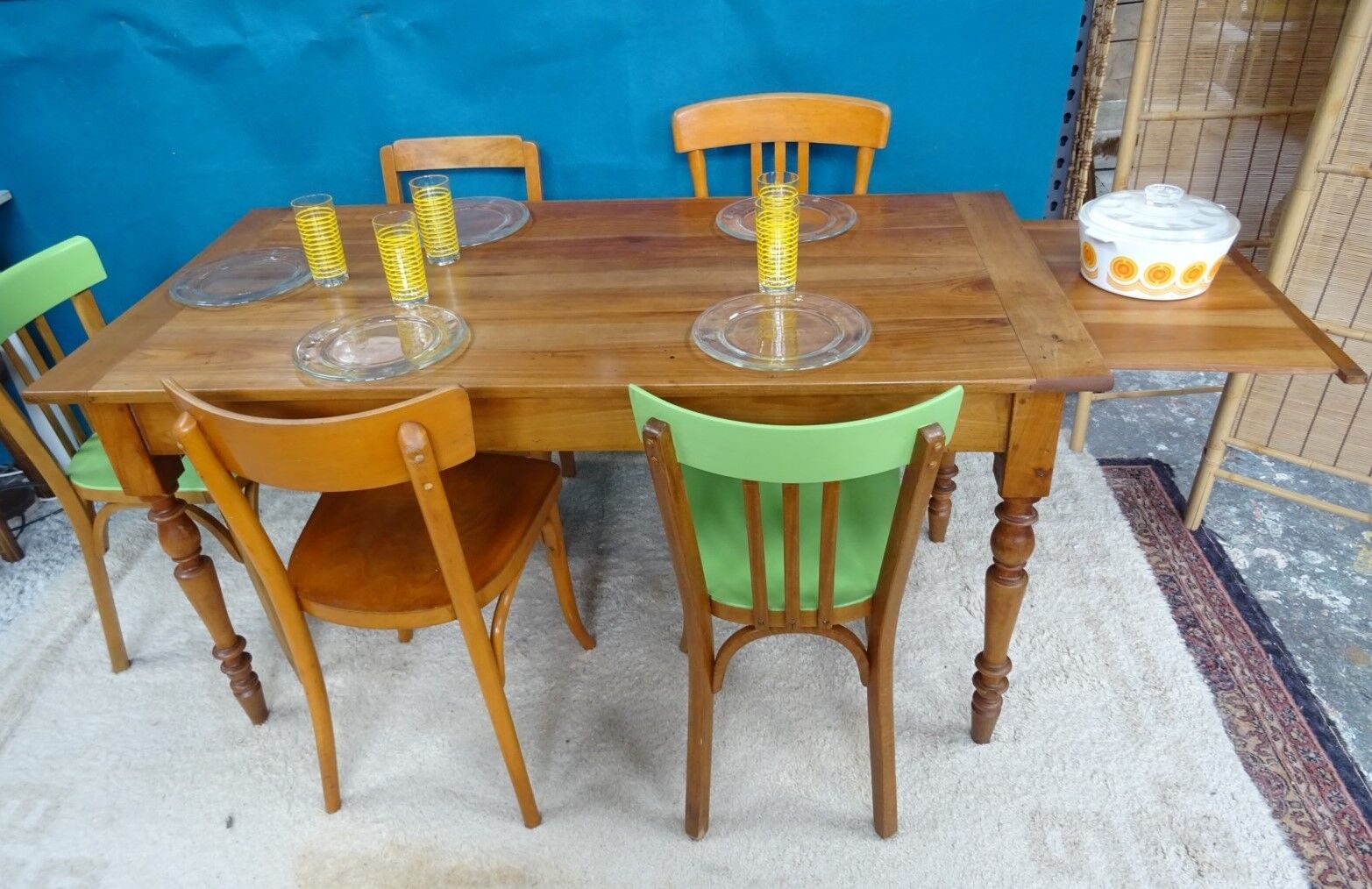 Table de ferme en bois fruitier