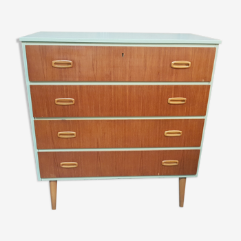 Scandinavian chest of drawers